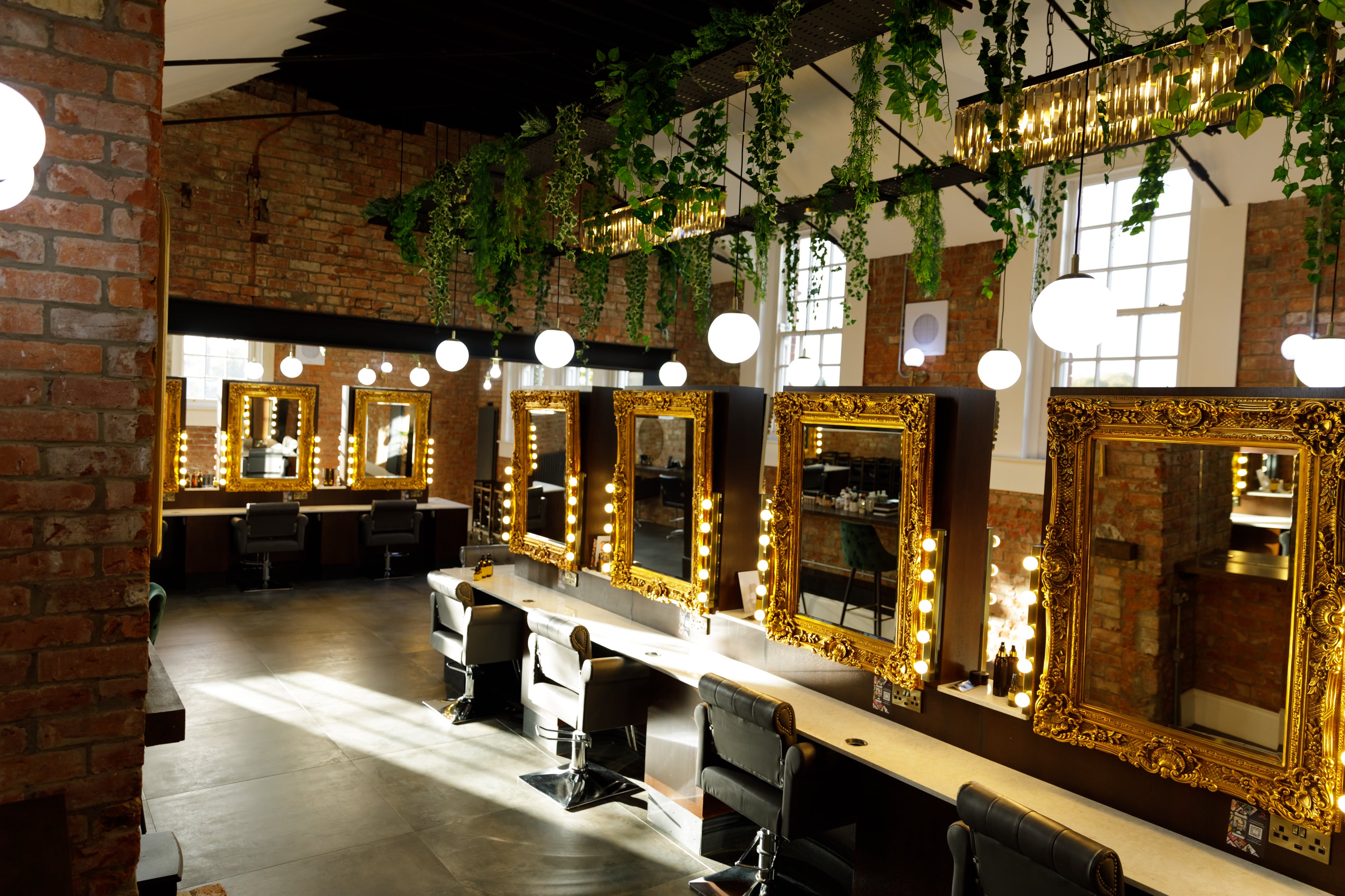 Load video: Atelier Hair Derry Luxury Experience